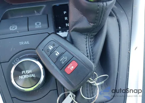 2024 Toyota Rav4 Hybrid Limited from USA, damaged, VIN JTMD6RFV0RD148274